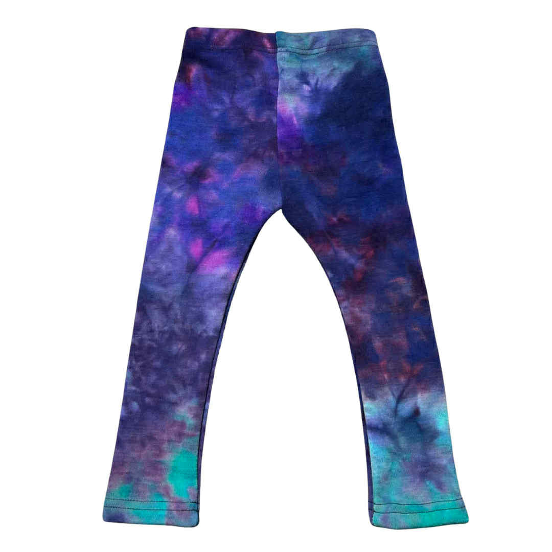 2T Luxweight Leggings in Blue-Purple Corner of Electric Rainbow DD