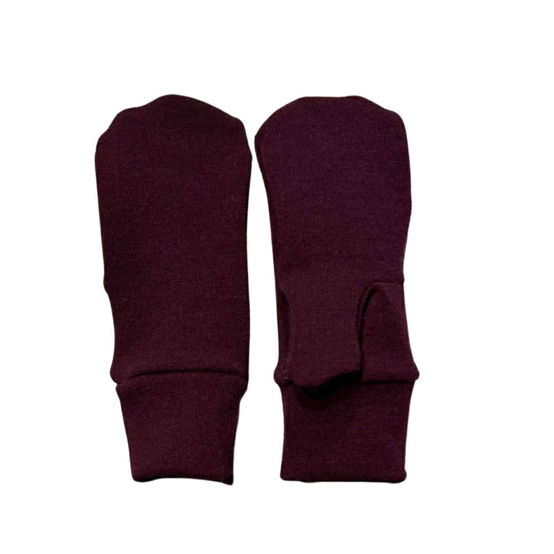 Child 97/3 Mittens in Black Raspberry
